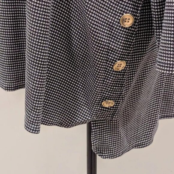 Chicos Black White Houndstooth Ponte Knit Top Button Detail Size 4 Button Tunic - Picture 6 of 7
